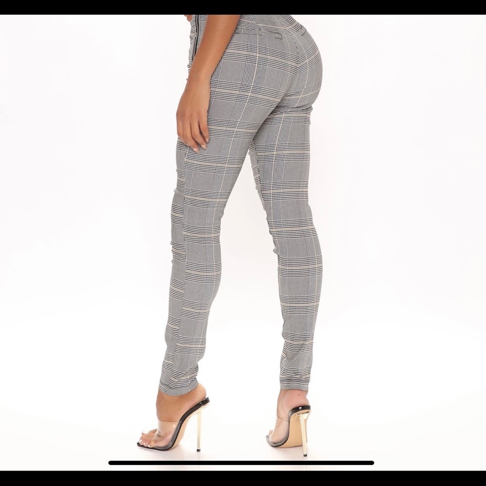 Fashion Nova Cigarette Style Ankle Pants